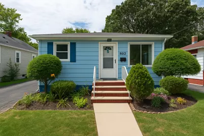 802 Pine Street, Waukegan, IL 60085 - Photo 1