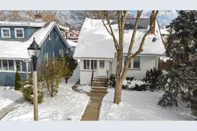 3107 S Wenonah Avenue, Berwyn, IL 60402 - Photo 1