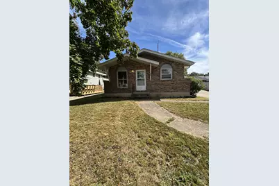 203 S Clark Street, Monroe Center, IL 61052 - Photo 1