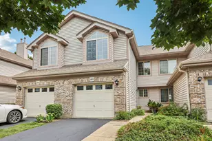 1553 N St Marks Pl, Palatine, IL 60067 - Photo 1