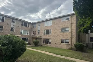 7911 S Ellis Ave, Chicago, IL 60619 - Photo 1