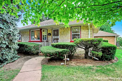 2029 Lloyd Avenue, Waukegan, IL 60085 - Photo 1