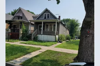 8421 S Escanaba Avenue, Chicago, IL 60617 - Photo 1