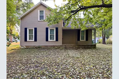 301 N 2nd Avenue, Chenoa, IL 61726 - Photo 1