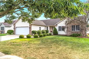 360 Center Point Dr S, Bourbonnais, IL 60914 - Photo 1