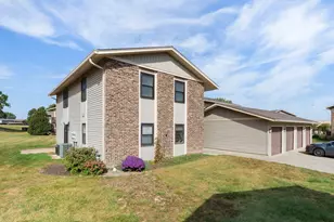 5815 Wilshire Ct, Hanover Park, IL 60133 - Photo 1
