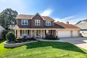 1316 Yorkshire Ln, Carol Stream, IL 60188 - Photo 1