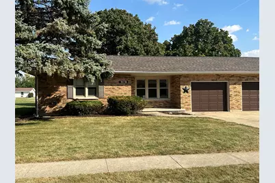 907B N Carlisle Drive, Rochelle, IL 61068 - Photo 1