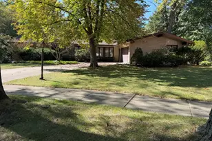 17324 Greenwood Ave, South Holland, IL 60473 - Photo 1