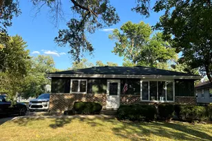 337 Oak Ave, Wood Dale, IL 60191 - Photo 1