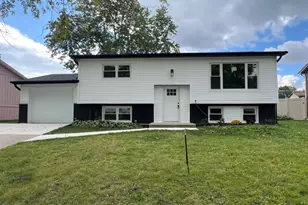 5735 Dover Rd, Oak Forest, IL 60452 - Photo 1