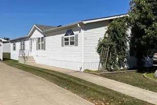 895 Cherry St, Manteno, IL 60950 - Photo 1