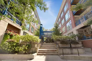 1141 W Washington Blvd, Chicago, IL 60607 - Photo 1