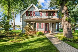 712 Regner Rd, McHenry, IL 60051 - Photo 1