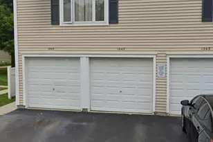 1085 Cove Dr, Prospect Heights, IL 60070 - Photo 1