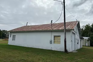 1209 3rd Ave, Mendota, IL 61342 - Photo 1