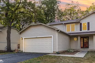 1201 Oak Ridge Dr, Streamwood, IL 60107 - Photo 1