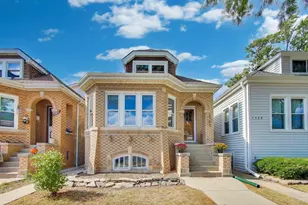 5906 N Mason Ave, Chicago, IL 60646 - Photo 1