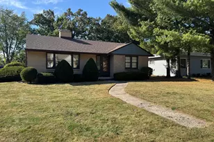 700 N Garfield St, Harvard, IL 60033 - Photo 1