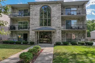 14815 Kenton Ave, Midlothian, IL 60445 - Photo 1