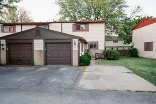 1221 Cedarwood Dr, Crest Hill, IL 60403 - Photo 1