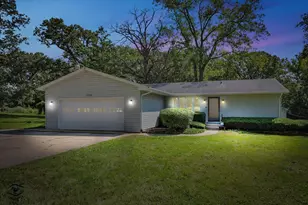 7710 Ravina Dr, Spring Grove, IL 60081 - Photo 1