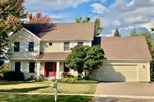 621 Young Ave, Batavia, IL 60510 - Photo 1