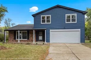 1425 Stonegate Rd, Naperville, IL 60540 - Photo 1