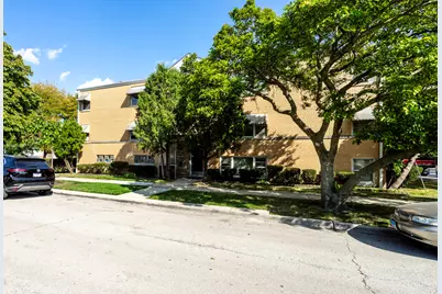 5409 N New England Avenue, Chicago, IL 60656 - Photo 1