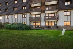 13200 W Heiden Cir, Lake Bluff, IL 60044 - Photo 1