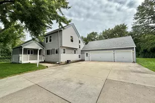 4893 Huxley Dr, Rockford, IL 61101 - Photo 1