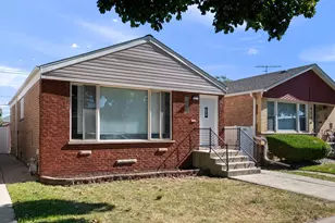 4745 S Leamington Ave, Chicago, IL 60638 - Photo 1