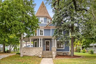 321 E Main Street E, Plano, IL 60545 - Photo 1