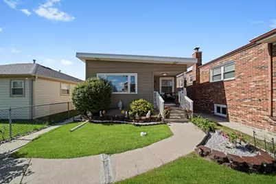 5038 S Laramie Avenue, Chicago, IL 60638 - Photo 1