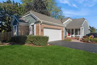 405 Park Barrington Drive, Barrington, IL 60010 - Photo 1