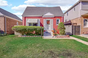 10922 S Ave B, Chicago, IL 60617 - Photo 1