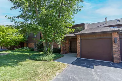 1405 Creekside Court #B, Elgin, IL 60123 - Photo 1
