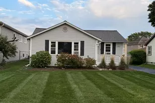 171 N Elmwood Ave, Wood Dale, IL 60191 - Photo 1