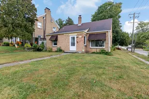 701 Lundvall Ave, Rockford, IL 61107 - Photo 1