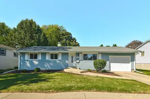 427 Rebecca Rd, Belvidere, IL 61008 - Photo 1