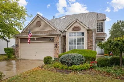 308 Cornwall Avenue, South Elgin, IL 60177 - Photo 1