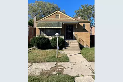 9554 S Dobson Avenue, Chicago, IL 60628 - Photo 1