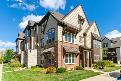654 Parkside Court, Libertyville, IL 60048 - Photo 1