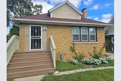 616 W Keith Avenue, Waukegan, IL 60085 - Photo 1