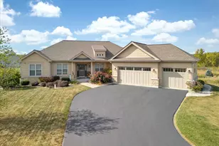 10319 Clearwater Wy, Huntley, IL 60142 - Photo 1