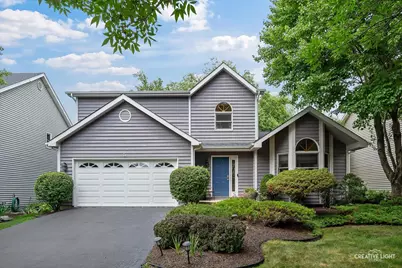 567 Roxbury Drive, Naperville, IL 60565 - Photo 1