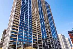 1560 N Sandburg Terrace, Chicago, IL 60610 - Photo 1