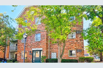 4302 W Shamrock Lane #3C, McHenry, IL 60050 - Photo 1