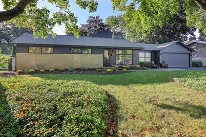 520 N Pine Street, Geneva, IL 60134 - Photo 1