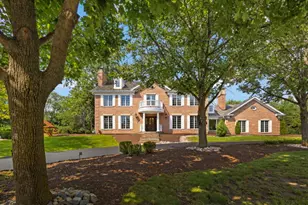 1 Hidden Lake Dr, Burr Ridge, IL 60527 - Photo 1